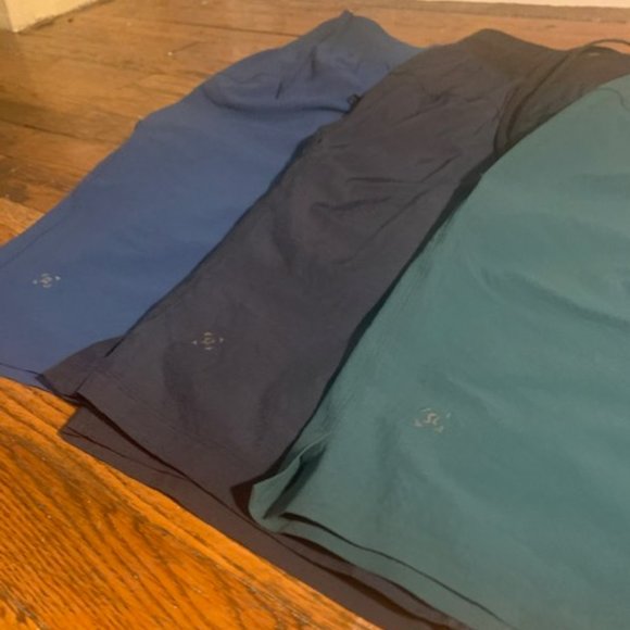 3 pairs of LuluLemon active shorts Size M - Picture 1 of 15
